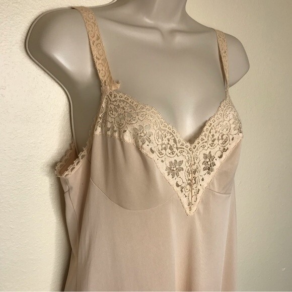 Vintage Vassarette Underneath It All 1970s Full Slip Lace Nude Womens 36 Long - Picture 2 of 14